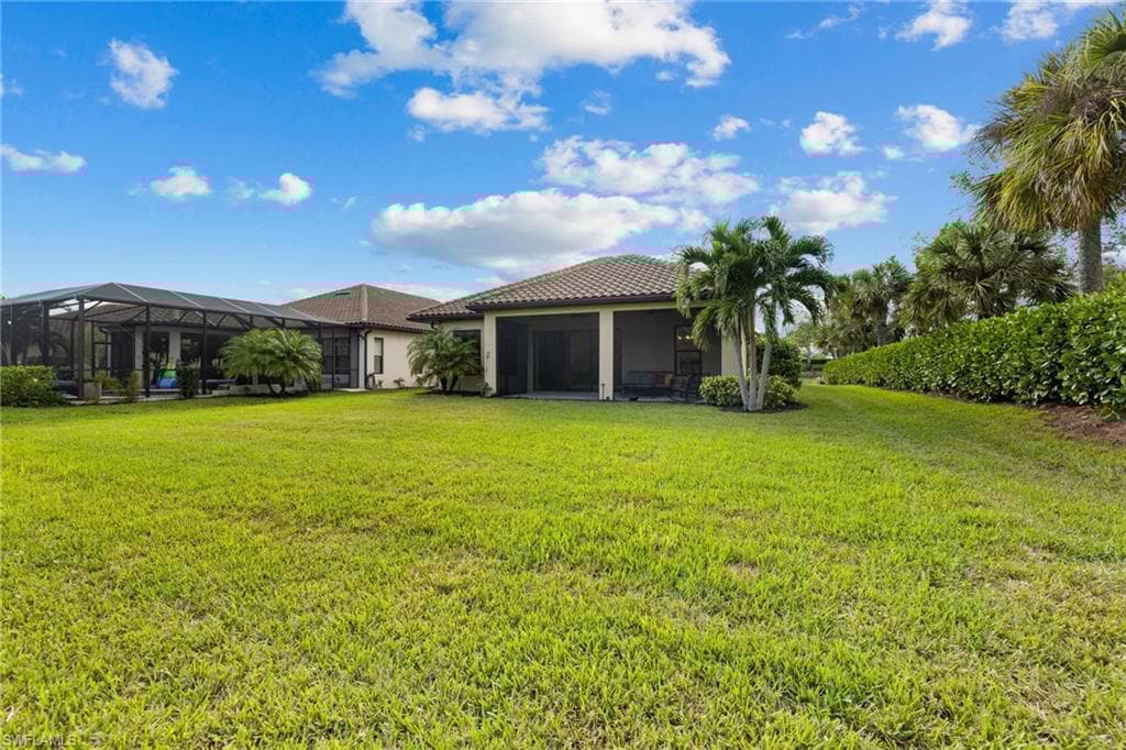 19657 Estero Pointe Ln, Fort Myers, FL 33908-35