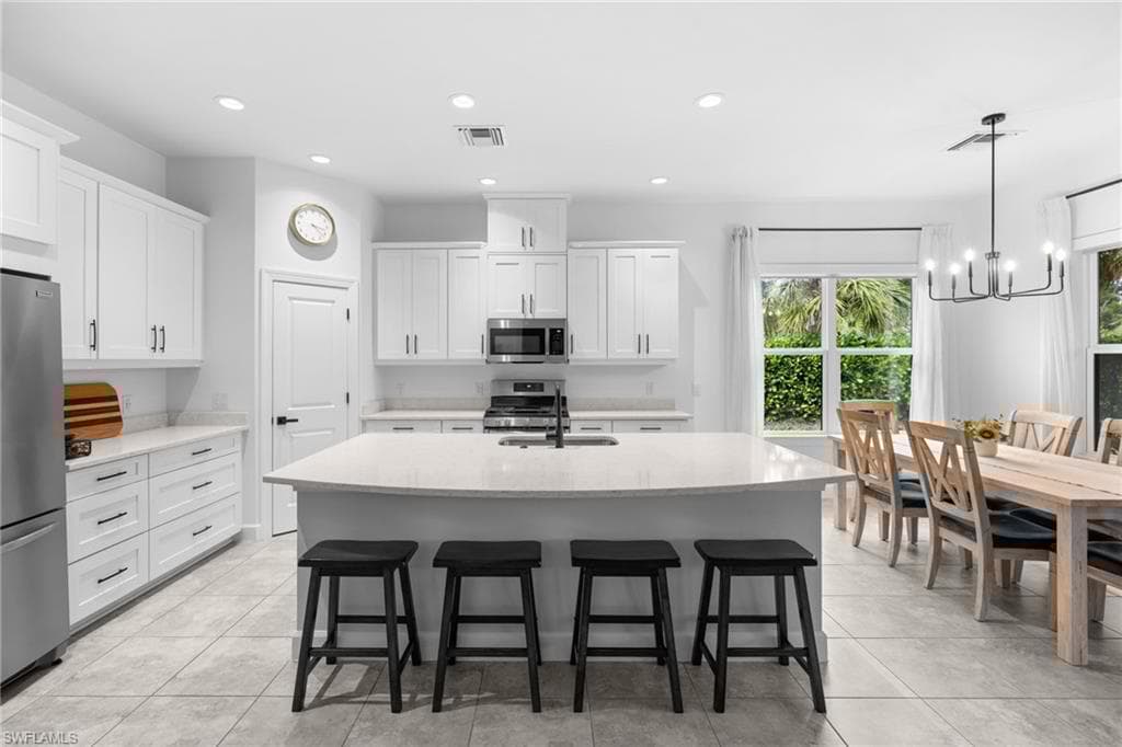 19657 Estero Pointe Ln, Fort Myers, FL 33908-8