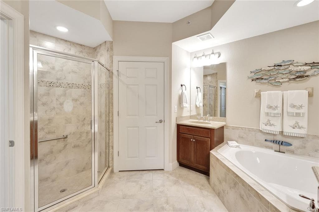9516 Ironstone Ter 4-102, Naples, FL 34120-18