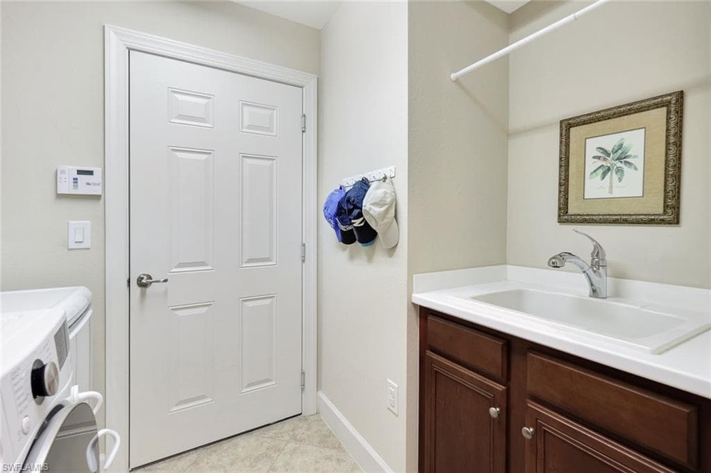 9516 Ironstone Ter 4-102, Naples, FL 34120-22