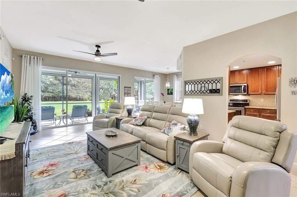 9516 Ironstone Ter 4-102, Naples, FL 34120-8