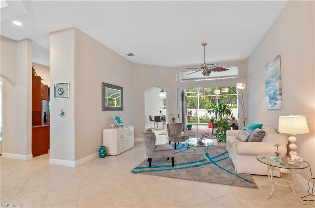 20408 Foxworth Cir, Estero, FL 33928-4