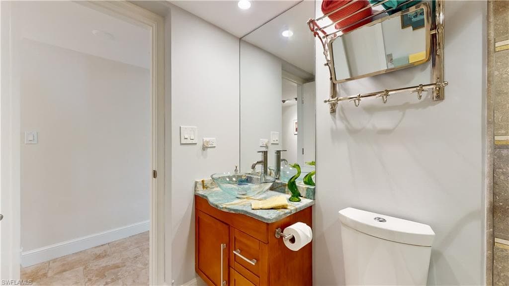 4772 West Blvd E102, Naples, FL 34103-30