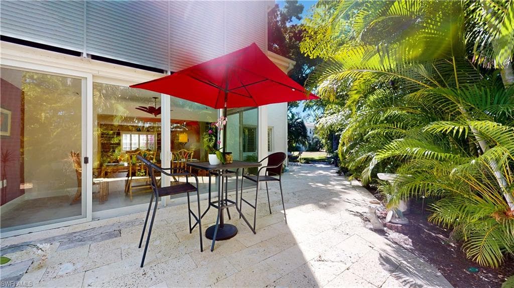 4772 West Blvd E102, Naples, FL 34103-34