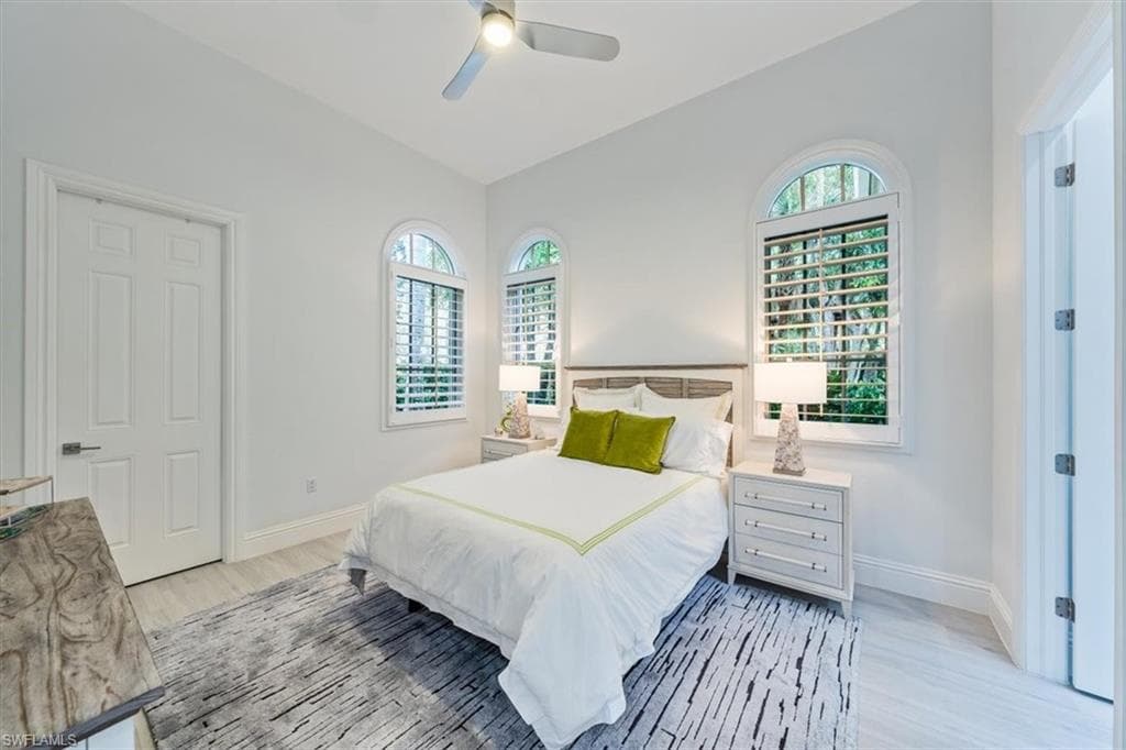 3299 Hyacinth Dr, Naples, FL 34114-23