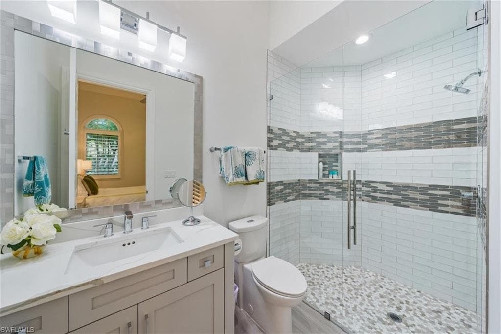 3299 Hyacinth Dr, Naples, FL 34114-24
