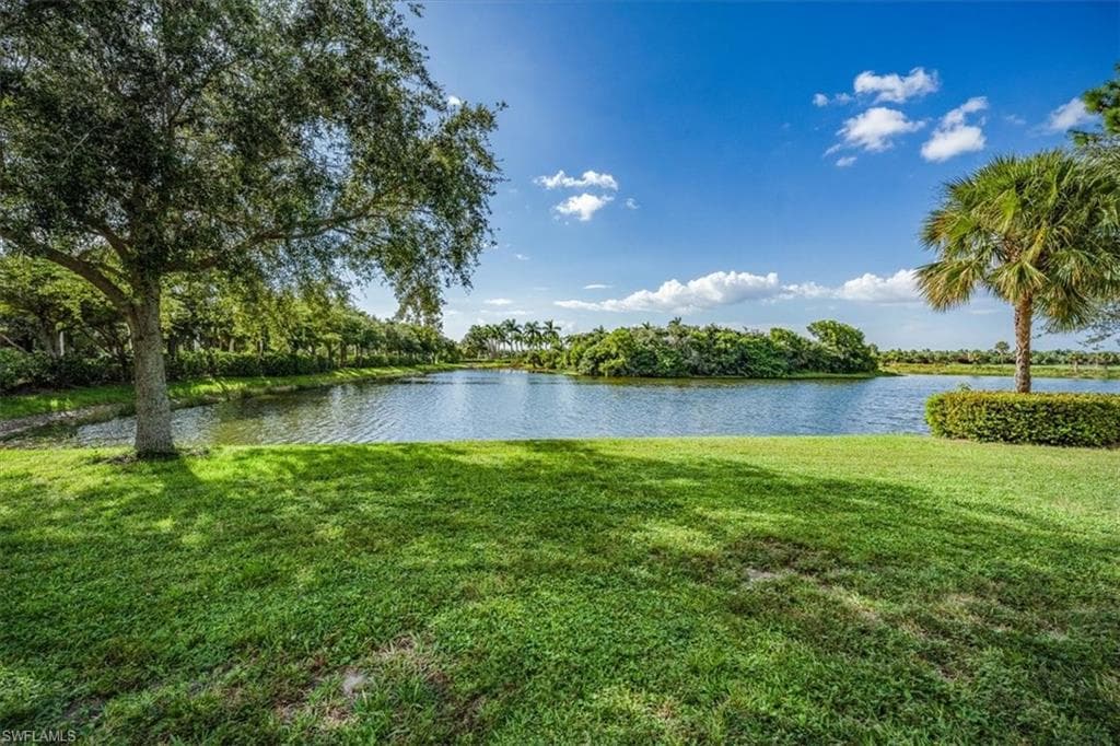 3299 Hyacinth Dr, Naples, FL 34114-41