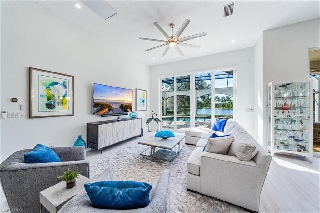 3299 Hyacinth Dr, Naples, FL 34114-5