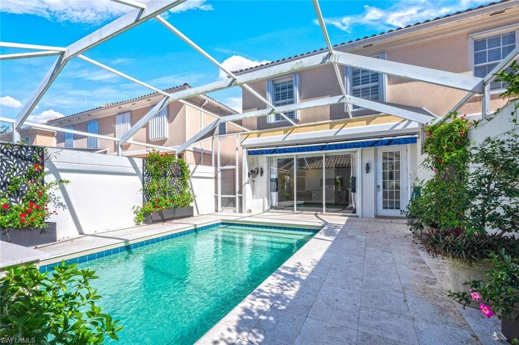 3504 Island Walk Cir, Naples, FL 34119-2