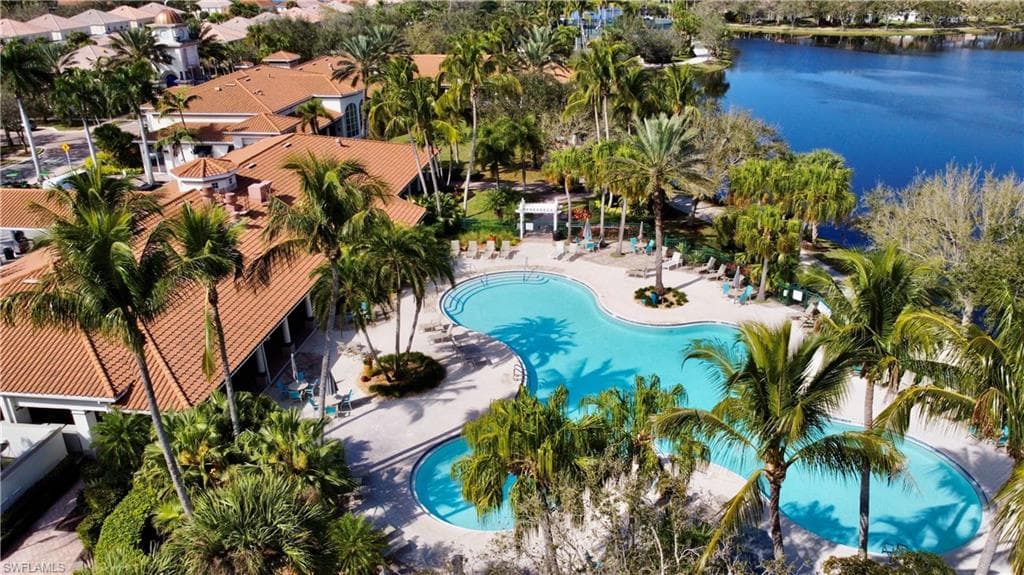 3504 Island Walk Cir, Naples, FL 34119-39
