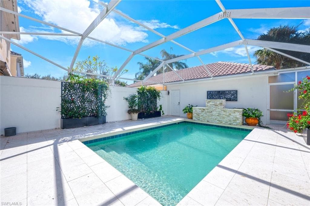 3504 Island Walk Cir, Naples, FL 34119-5