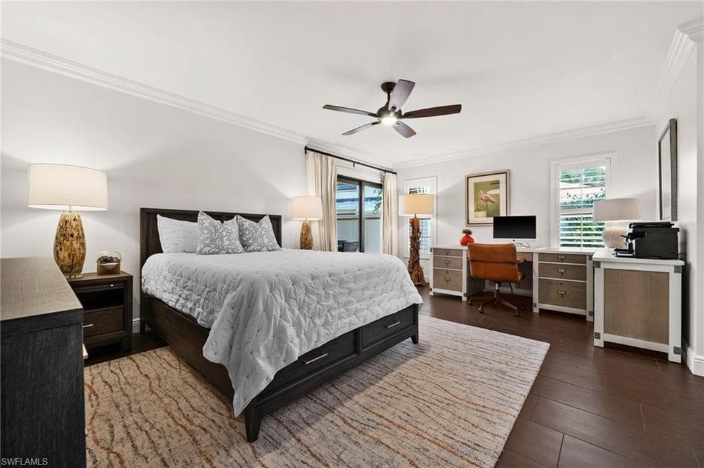 5908 Via Lugano, Naples, FL 34108-17