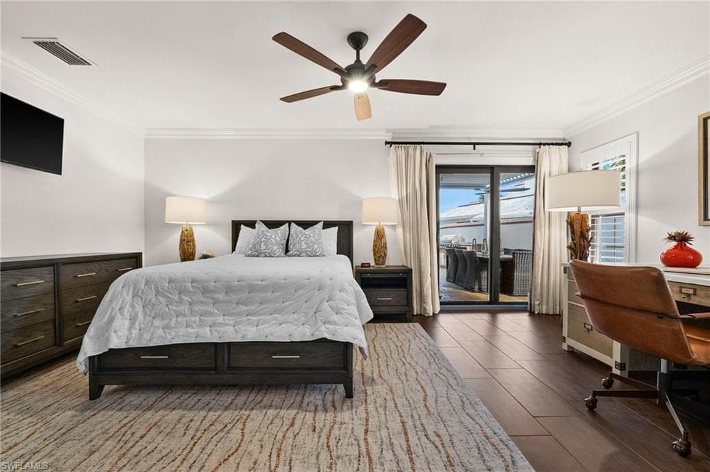 5908 Via Lugano, Naples, FL 34108-18