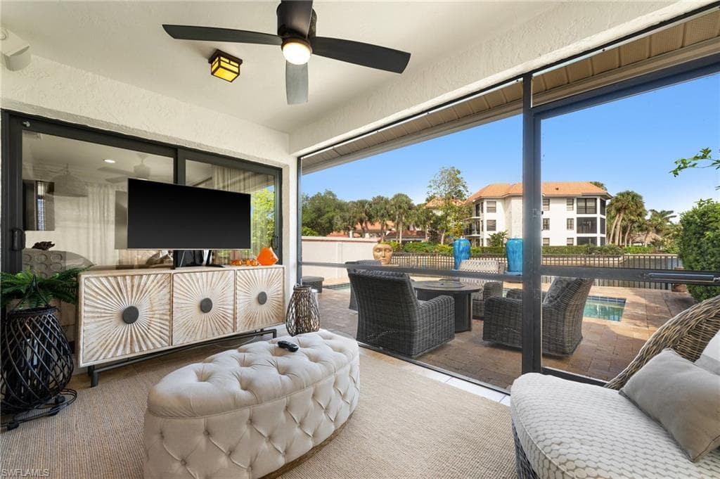 5908 Via Lugano, Naples, FL 34108-35