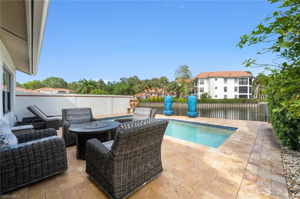 5908 Via Lugano, Naples, FL 34108-36