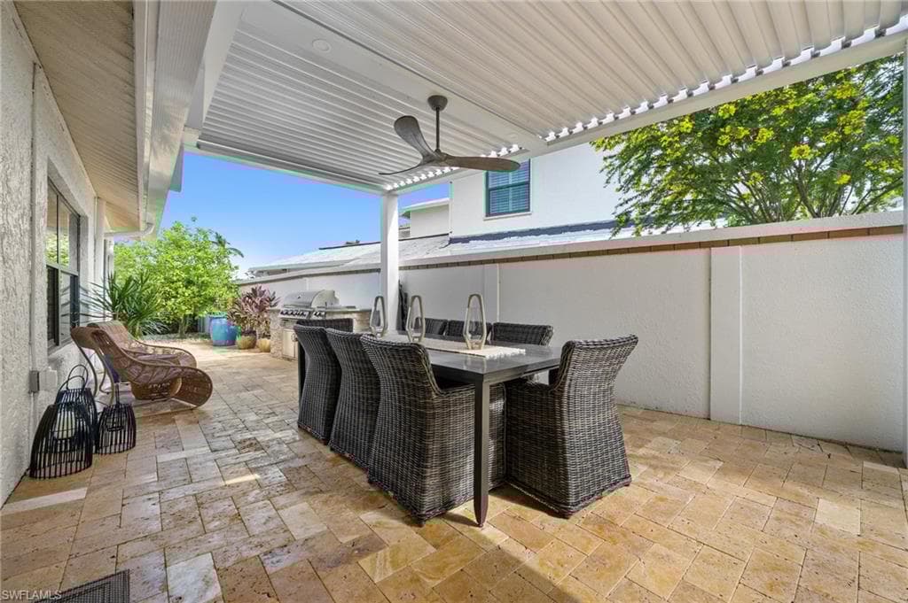 5908 Via Lugano, Naples, FL 34108-41