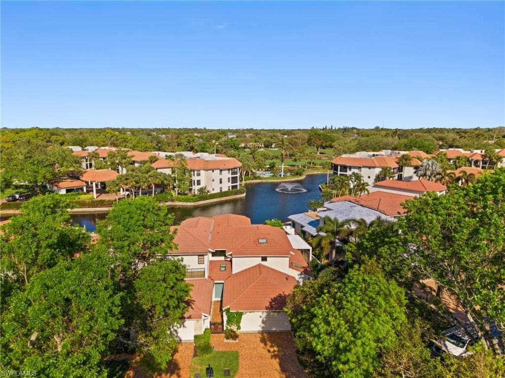 5908 Via Lugano, Naples, FL 34108-4