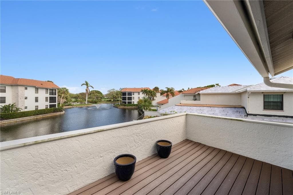 5908 Via Lugano, Naples, FL 34108-50