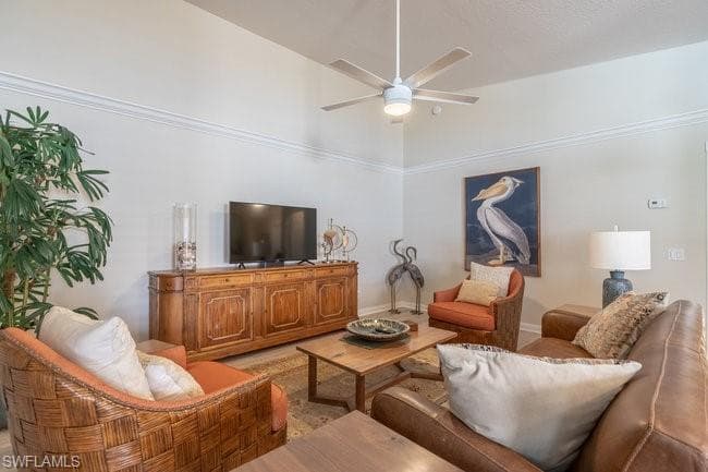 7605 Rozzini Ln, Naples, FL 34114-10