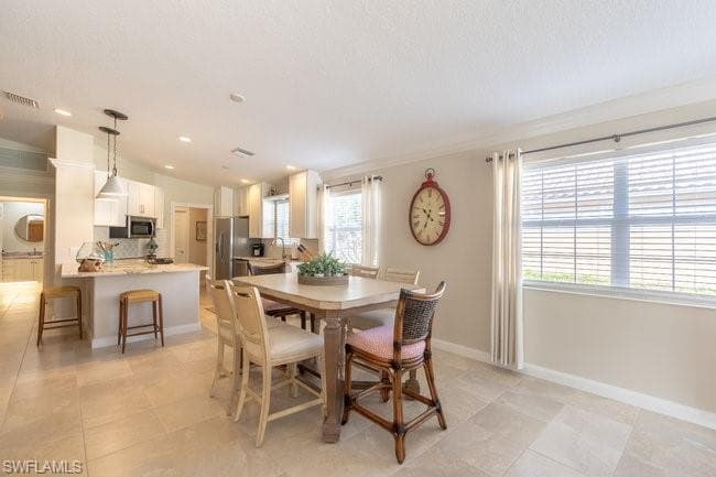 7605 Rozzini Ln, Naples, FL 34114-20