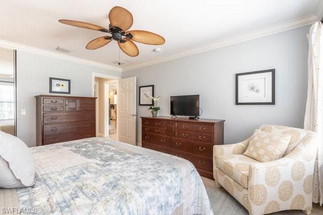 7605 Rozzini Ln, Naples, FL 34114-26