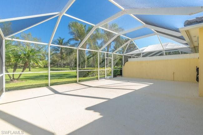 7605 Rozzini Ln, Naples, FL 34114-31