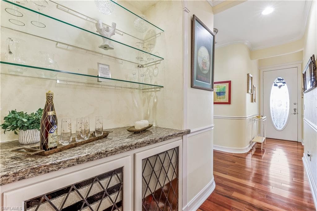 2790 Kings Lake Blvd 202, Naples, FL 34112-11