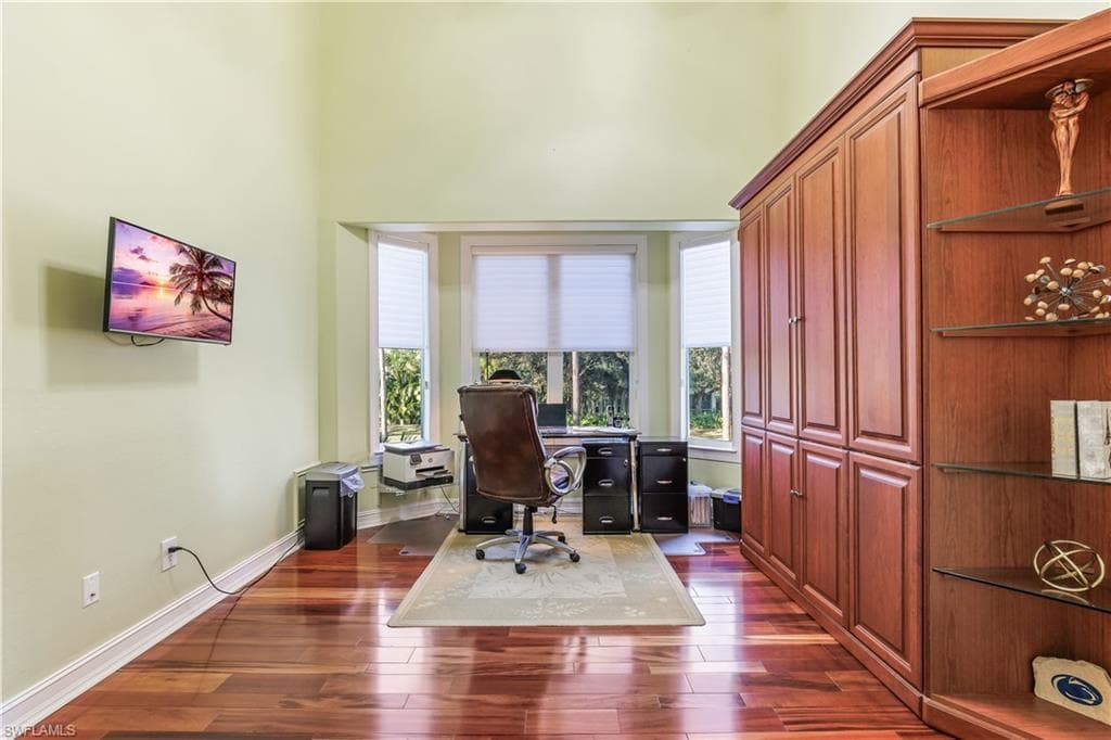 2790 Kings Lake Blvd 202, Naples, FL 34112-20