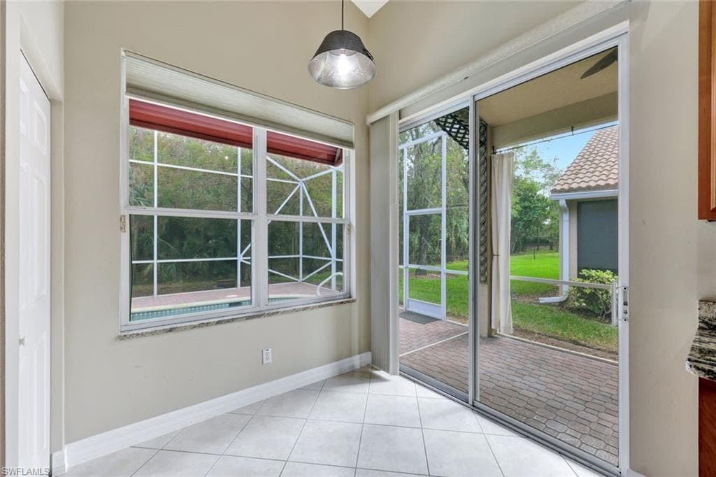 1278 Barrigona Ct, Naples, FL 34119-12