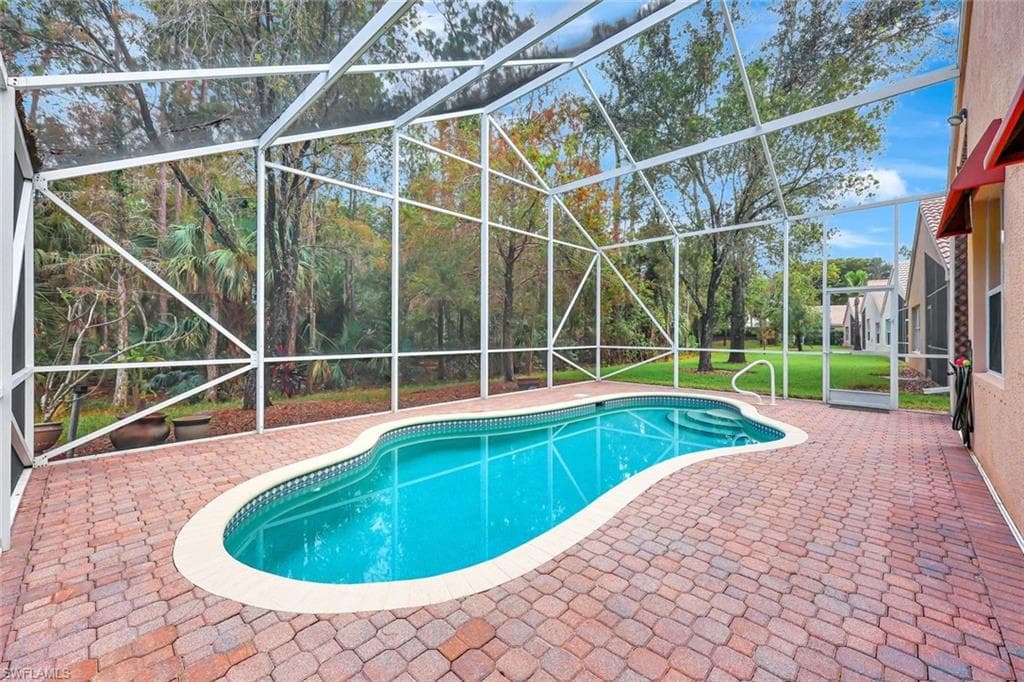 1278 Barrigona Ct, Naples, FL 34119-26