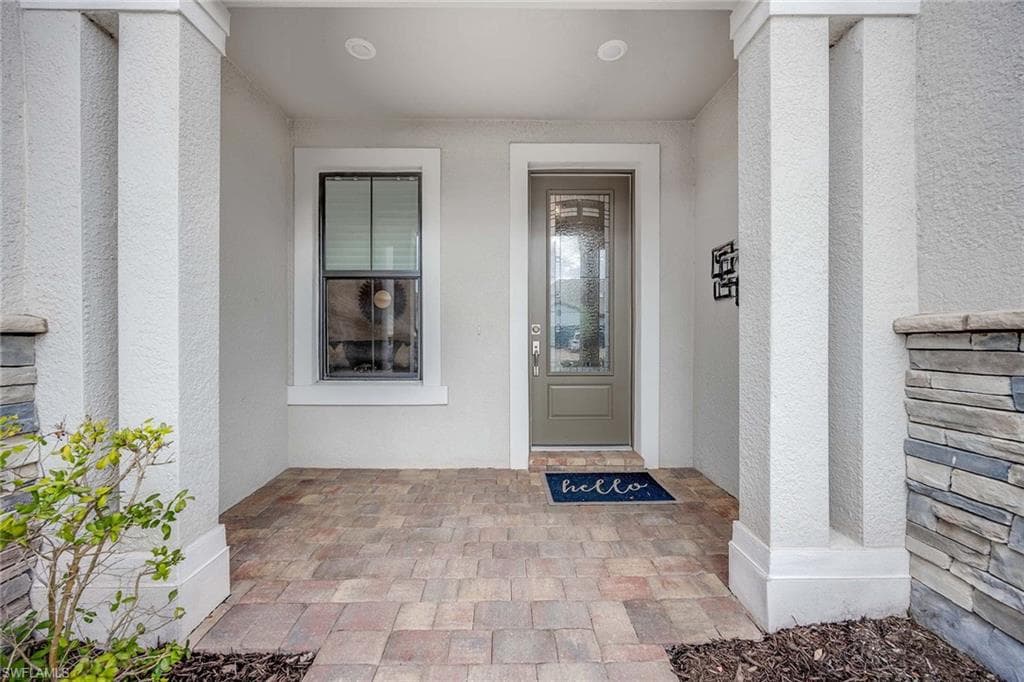 9309 Surfbird Ct, Naples, FL 34120-3