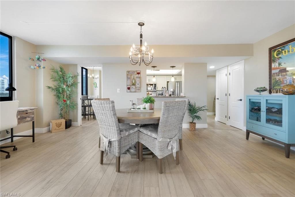 17 Bluebill Ave 206, Naples, FL 34108-16