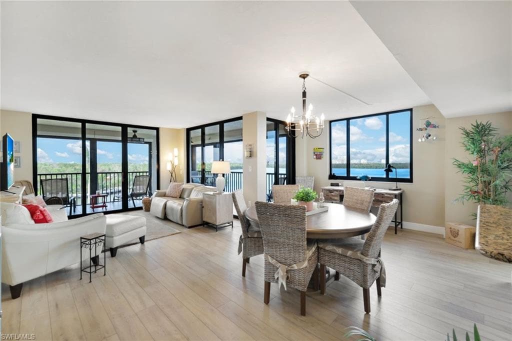 17 Bluebill Ave 206, Naples, FL 34108-17