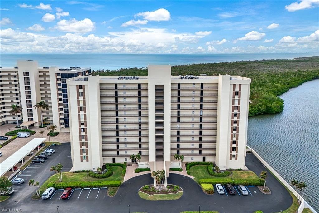 17 Bluebill Ave 206, Naples, FL 34108-4