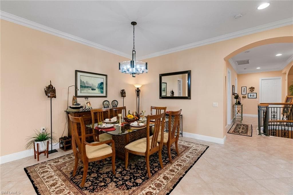 9134 Cherry Oaks Ln 201, Naples, FL 34114-10