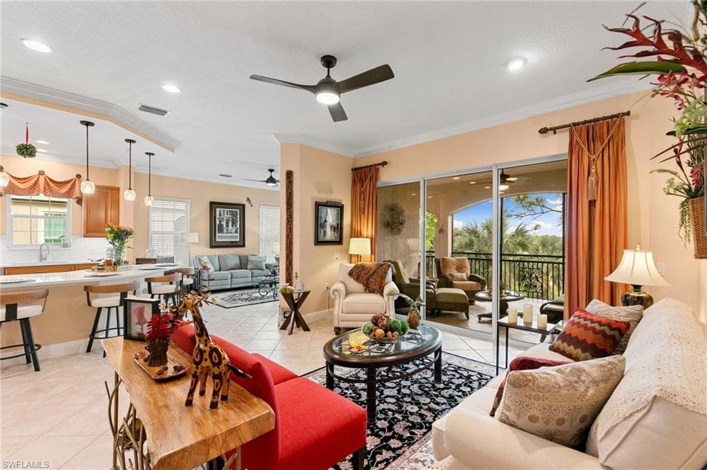 9134 Cherry Oaks Ln 201, Naples, FL 34114-12