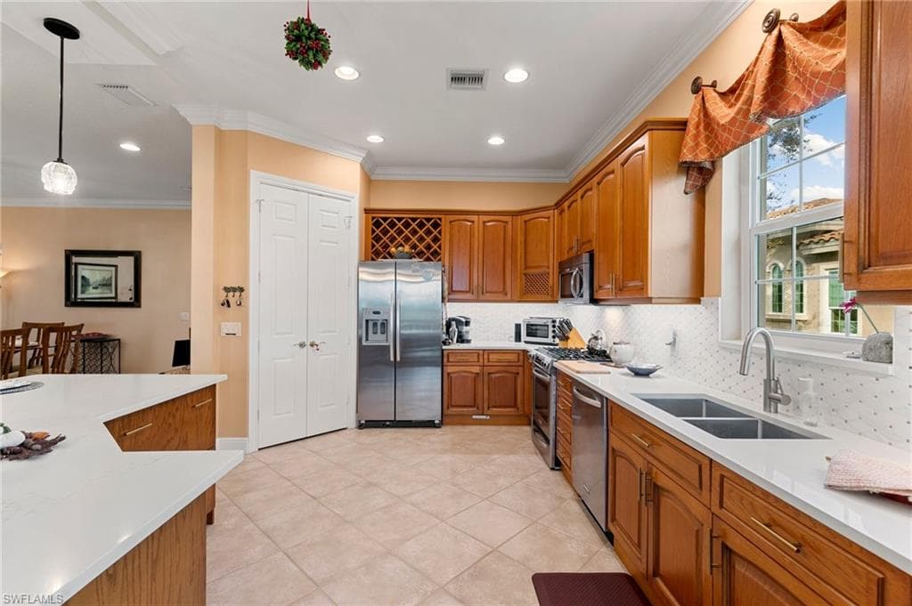9134 Cherry Oaks Ln 201, Naples, FL 34114-14