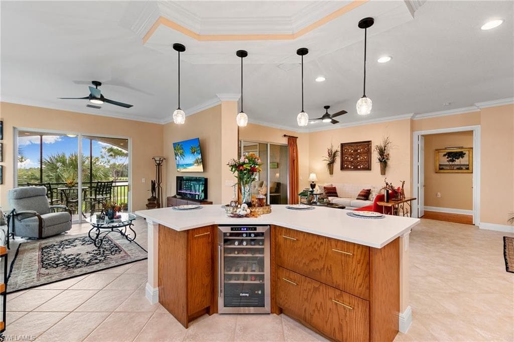 9134 Cherry Oaks Ln 201, Naples, FL 34114-16