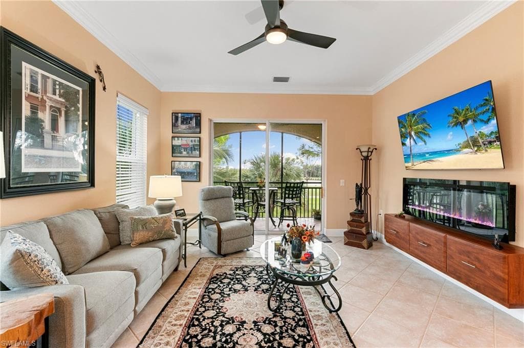 9134 Cherry Oaks Ln 201, Naples, FL 34114-18