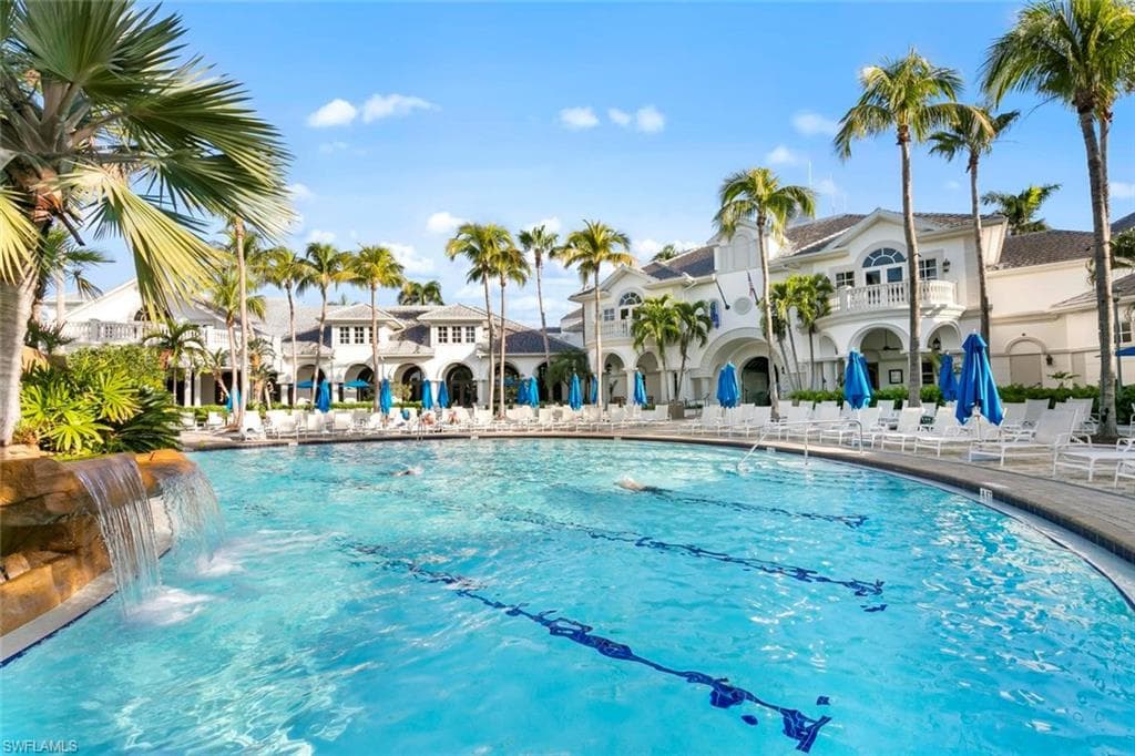 9134 Cherry Oaks Ln 201, Naples, FL 34114-42