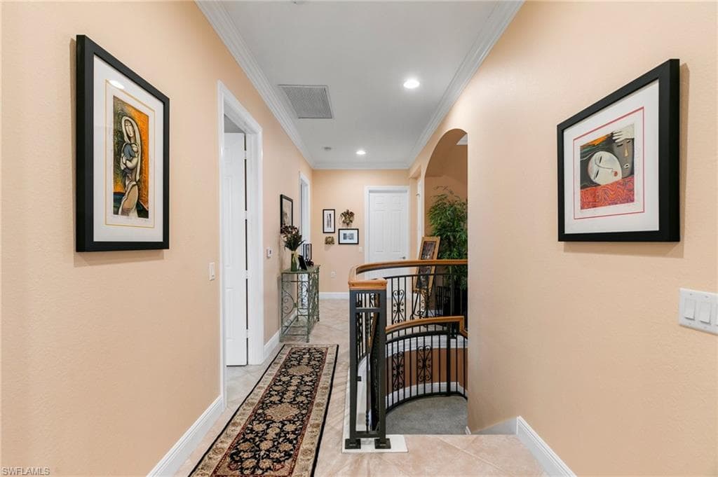 9134 Cherry Oaks Ln 201, Naples, FL 34114-8
