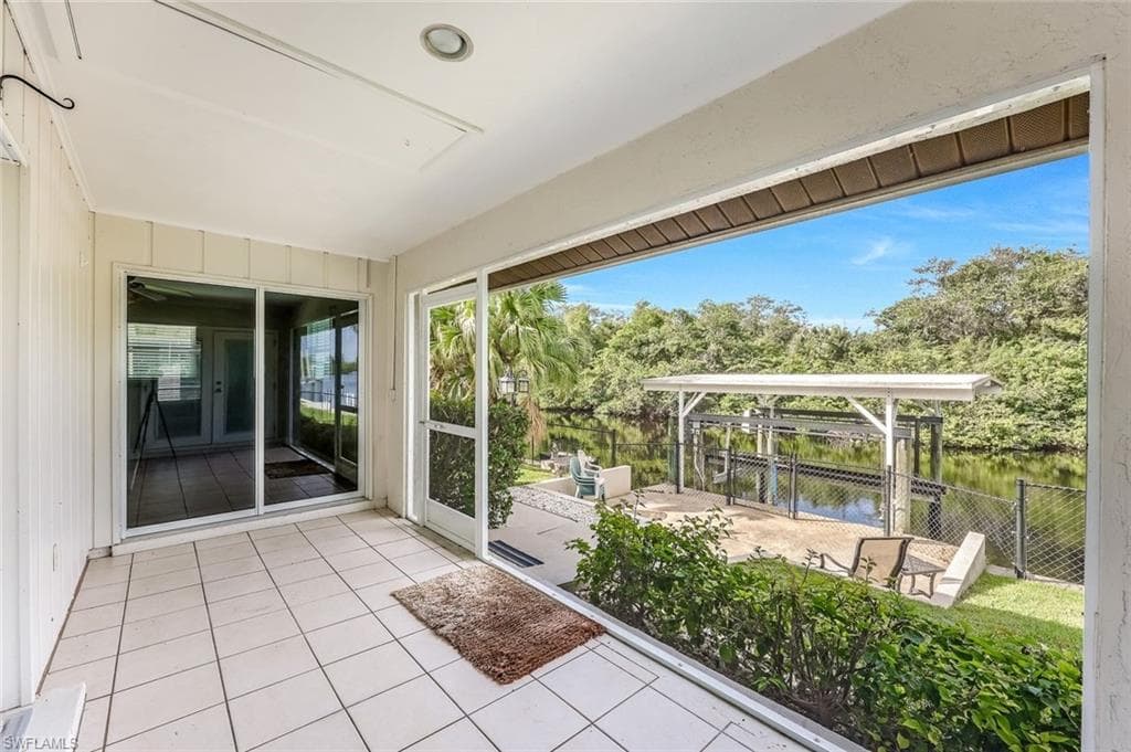 2199 Santiago Ave, Fort Myers, FL 33905-26