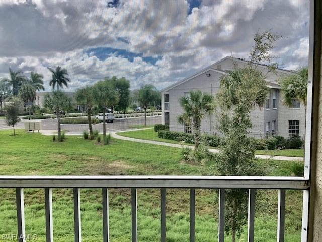 124 Santa Clara Dr, Naples, FL 34104-20