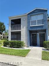 124 Santa Clara Dr, Naples, FL 34104-28