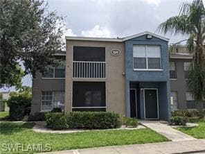124 Santa Clara Dr, Naples, FL 34104-40
