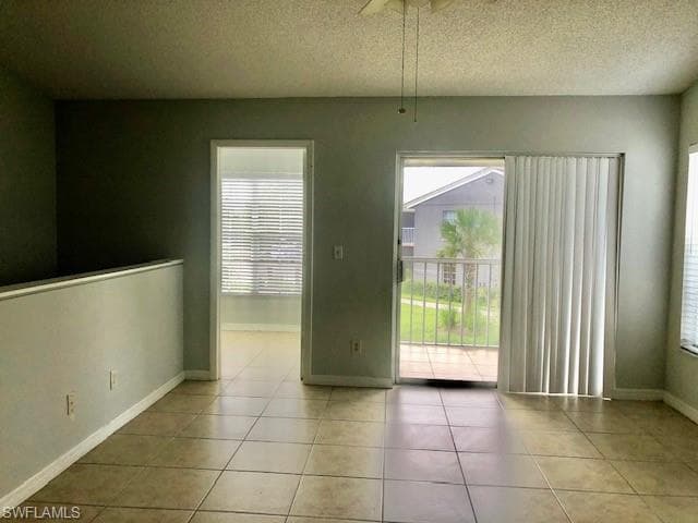 124 Santa Clara Dr, Naples, FL 34104-8