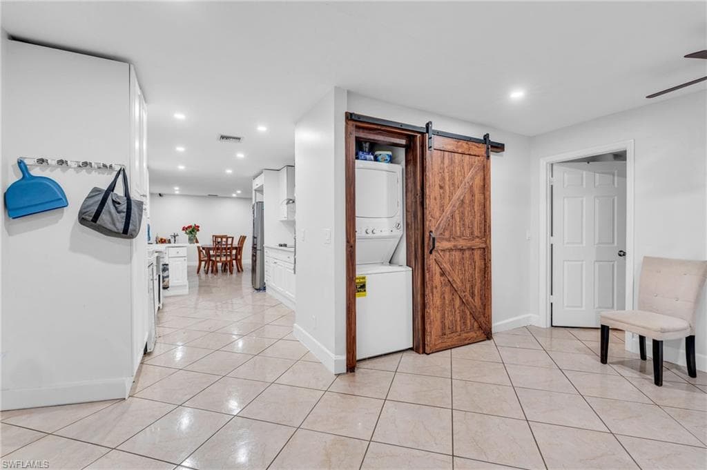1800 52nd Ter SW, Naples, FL 34116-14