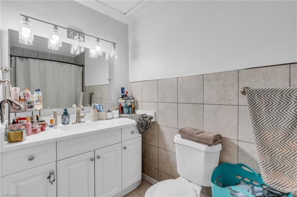 1800 52nd Ter SW, Naples, FL 34116-22