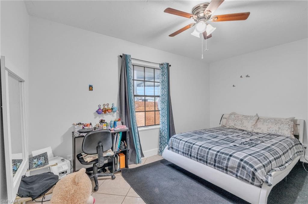 1800 52nd Ter SW, Naples, FL 34116-23
