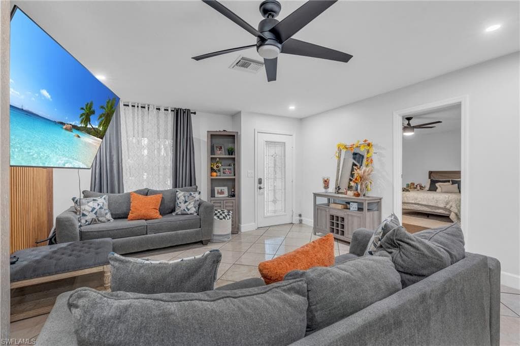1800 52nd Ter SW, Naples, FL 34116-5